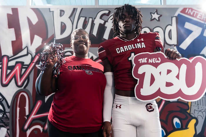 Jalewis Solomon posing for a photoshoot